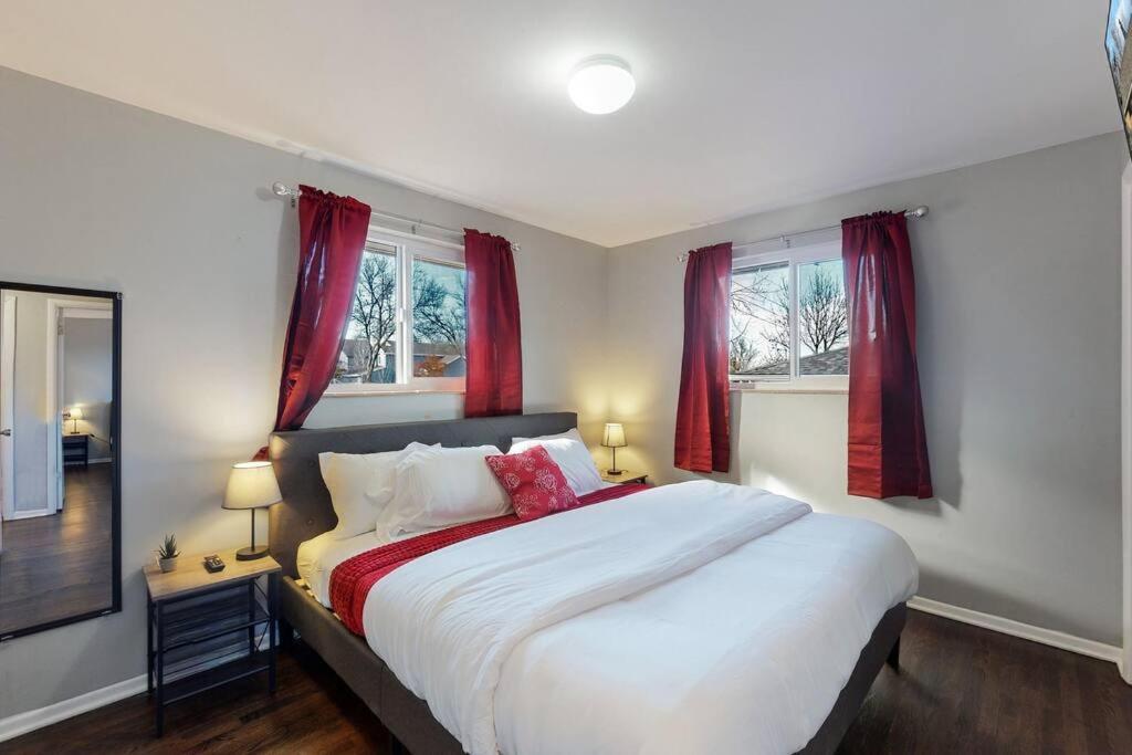 Large Remodeled Home With 5 Bedrooms 4 King Bed Centennial Εξωτερικό φωτογραφία