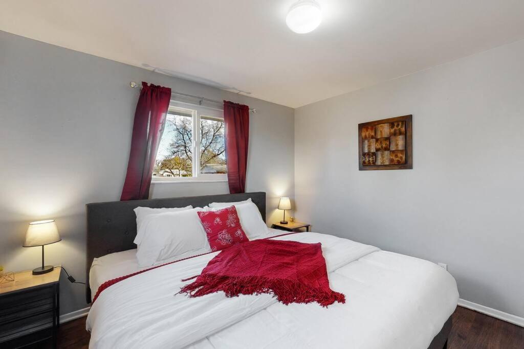 Large Remodeled Home With 5 Bedrooms 4 King Bed Centennial Εξωτερικό φωτογραφία