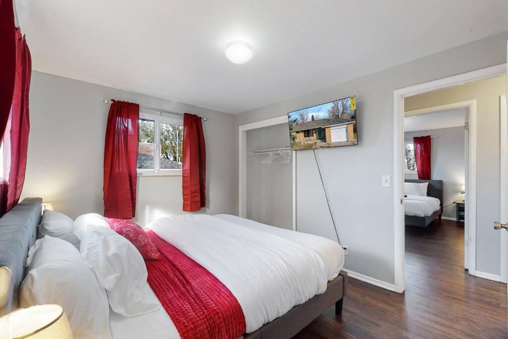 Large Remodeled Home With 5 Bedrooms 4 King Bed Centennial Εξωτερικό φωτογραφία
